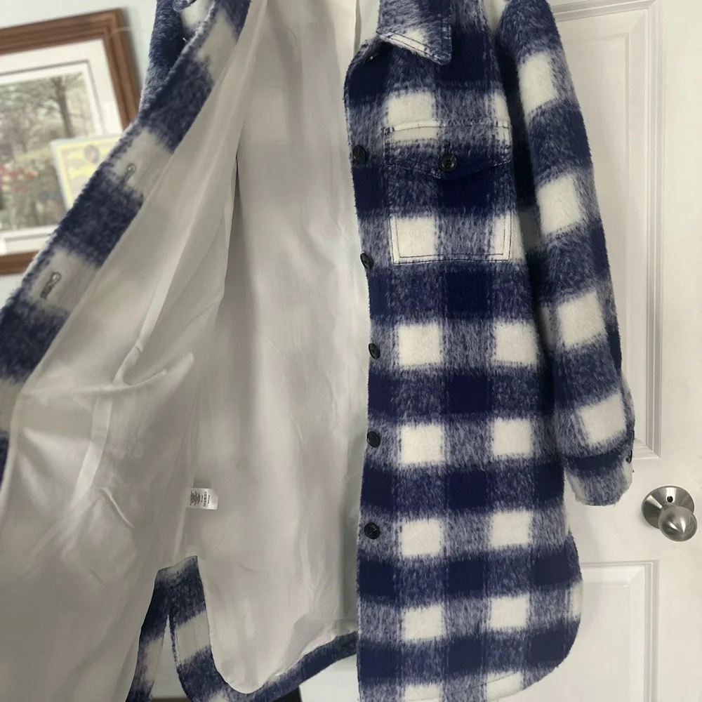 LOFT Purple and White Winter Jacket with Plaid Pattern - Picture 5 of 6